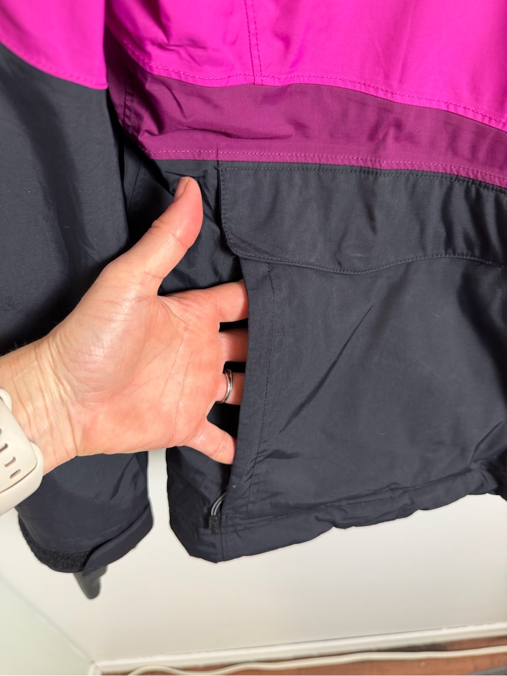 Mountain Hardwear Returnia Waterproof Insulated Ski Jacket Pink Black XL - Picture 3 of 16